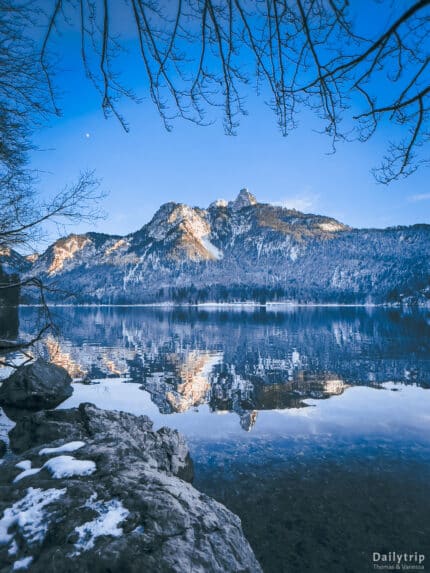 Alpsee Winter Panoramablick Ufer Schnee