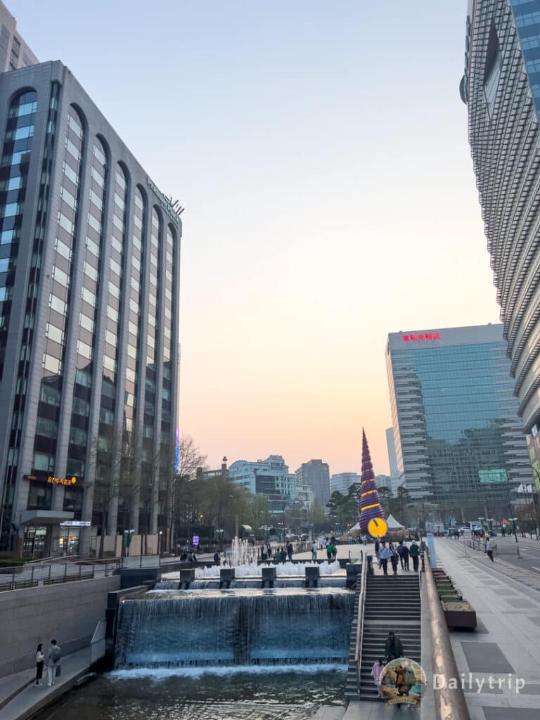 Cheonggyecheon Fluss Eingang