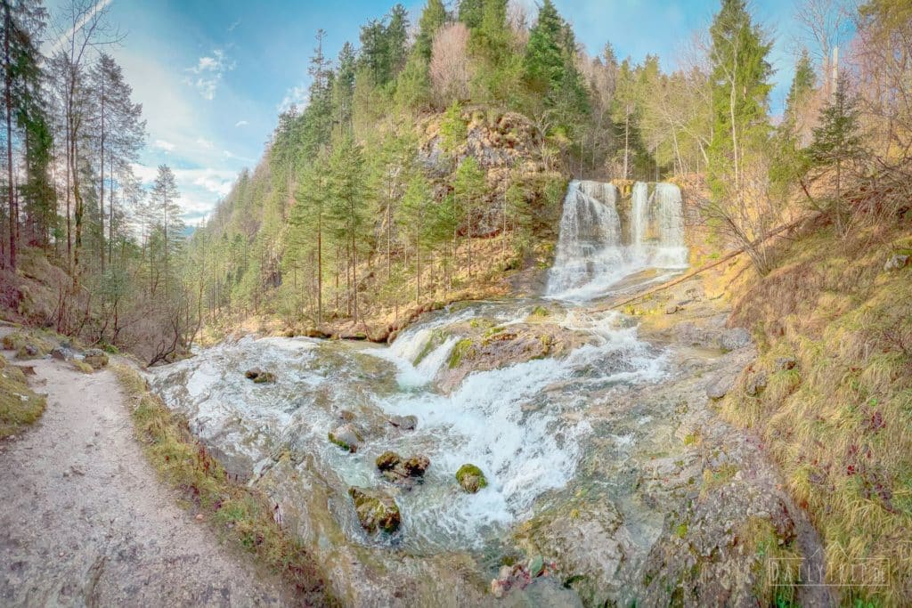 Weißbach Wasserfall zwischen Inzell und Schneizlreuth