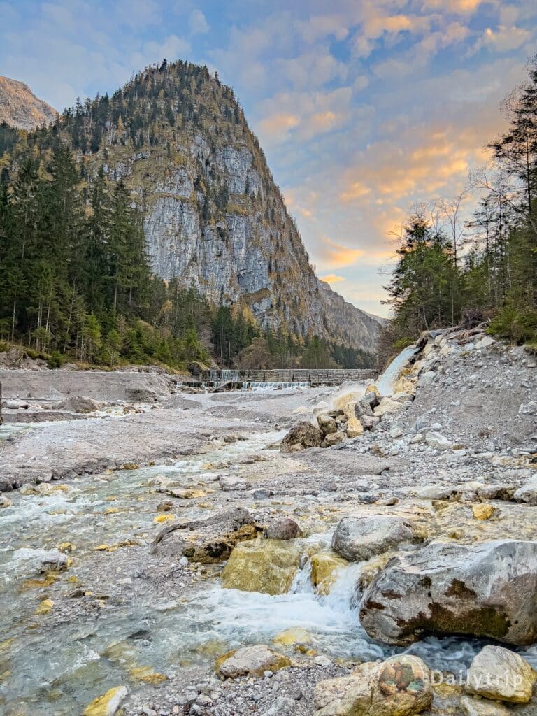 Wimbachklamm Ramsau Wanderung Wimbachtal felsig